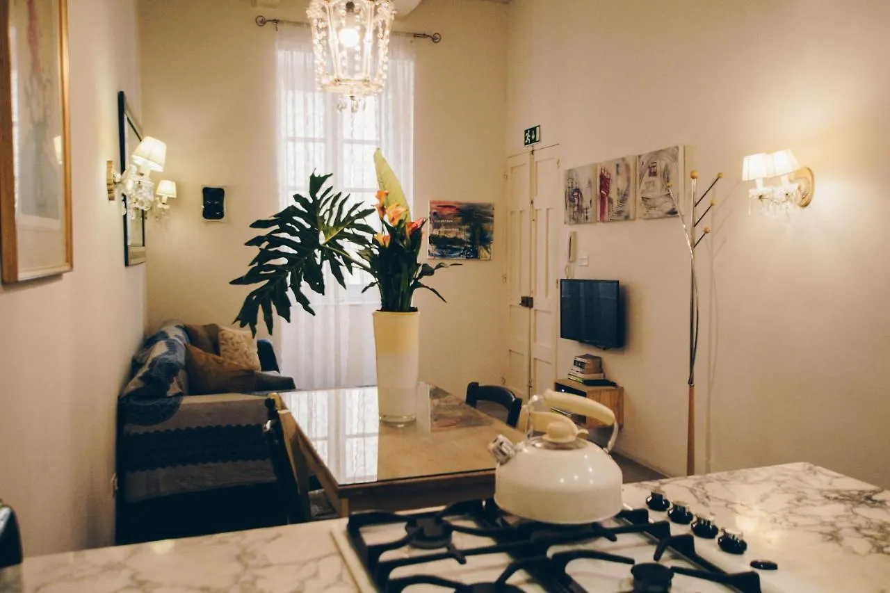 Sally Port City Pads Valletta Apartment